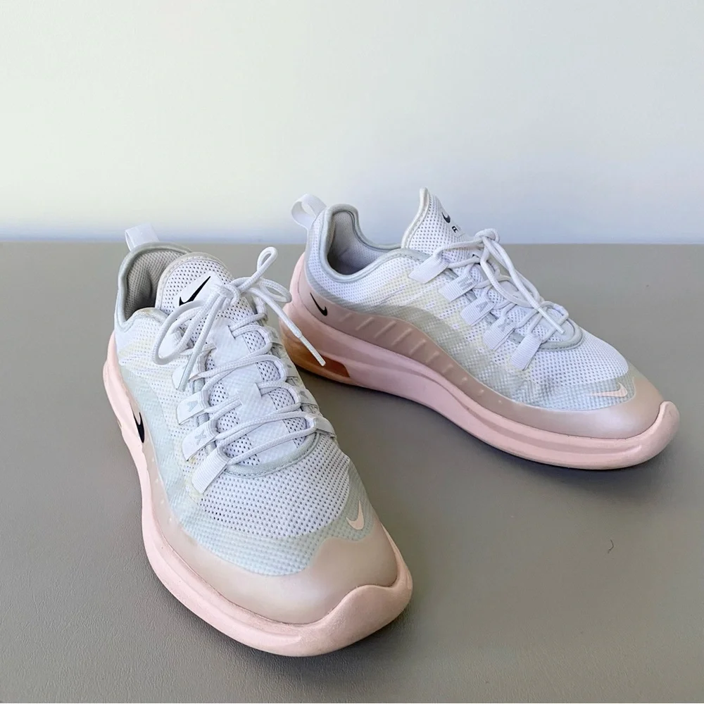 Women’s Size 8 Nike White and Pink Chunky Sneakers - Picture 4 of 7